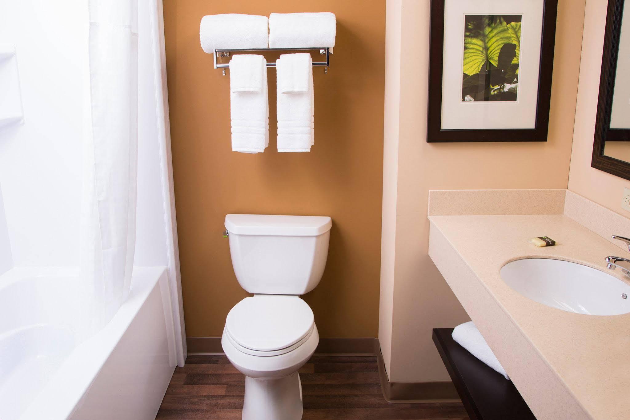 Extended America - Chicago - Woodfield Mall Hotel 2*